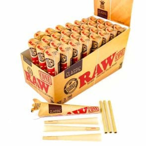 RAW King Size Cones – 3 Pack (32 Packs Per Box)